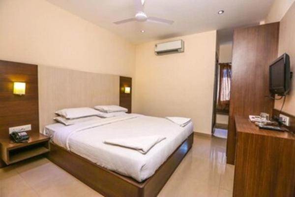 Sai Vignesh Rooms And Lodge Tiruvannamalai Exterior photo